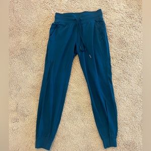 Lululemon Ready to Rulu Jogger size 4